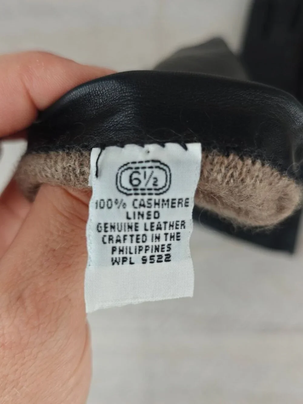 Vintage Genuine Leather Women's Black Gloves 6.5 Size Cashmere Lined Warm Winter